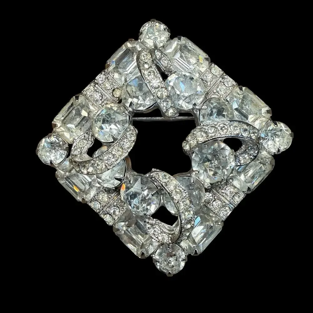 Vintage Signed WEISS Layered Pin Rhinestone Square Art Deco Brooch 40’s / 50s
